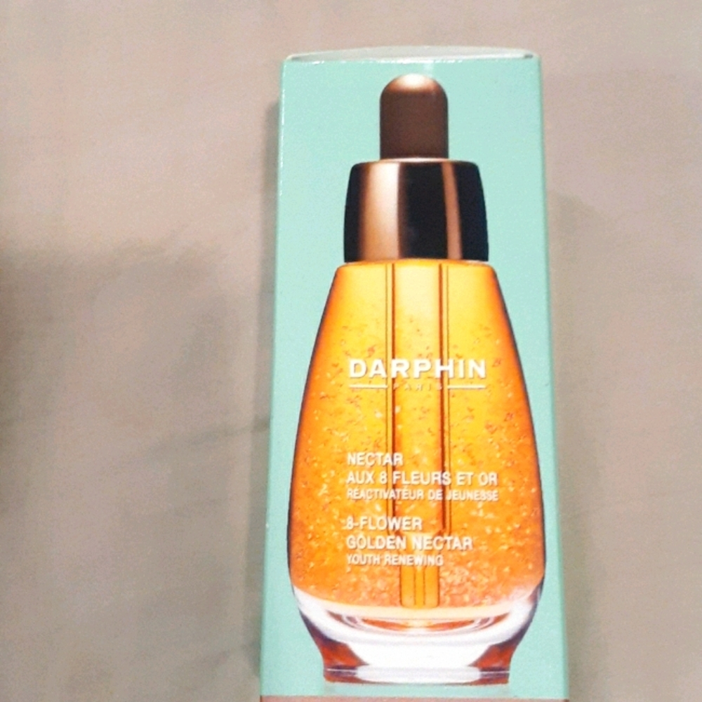 Darphin nectar oil.